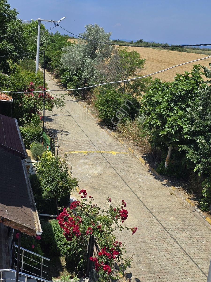 Site İçerisinde Satılık Yazlık - Görsel 2