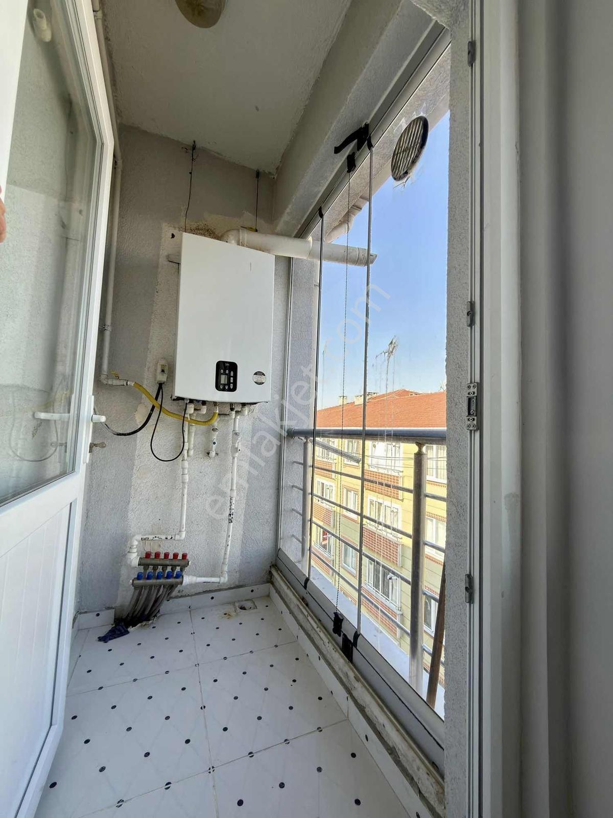 Satılık 7 Yıllık 2+1 95 Mt İskanlı Daire - Görsel 6