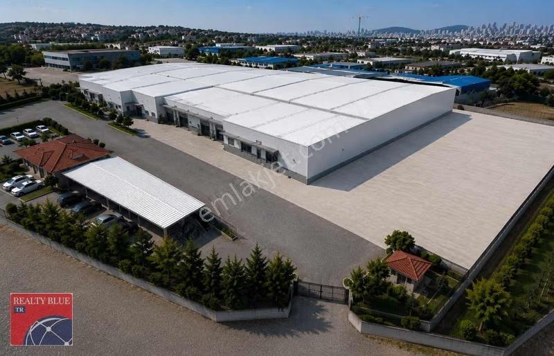 Gül Demirelden Kartalda 4.000 M² Kiralık Depo