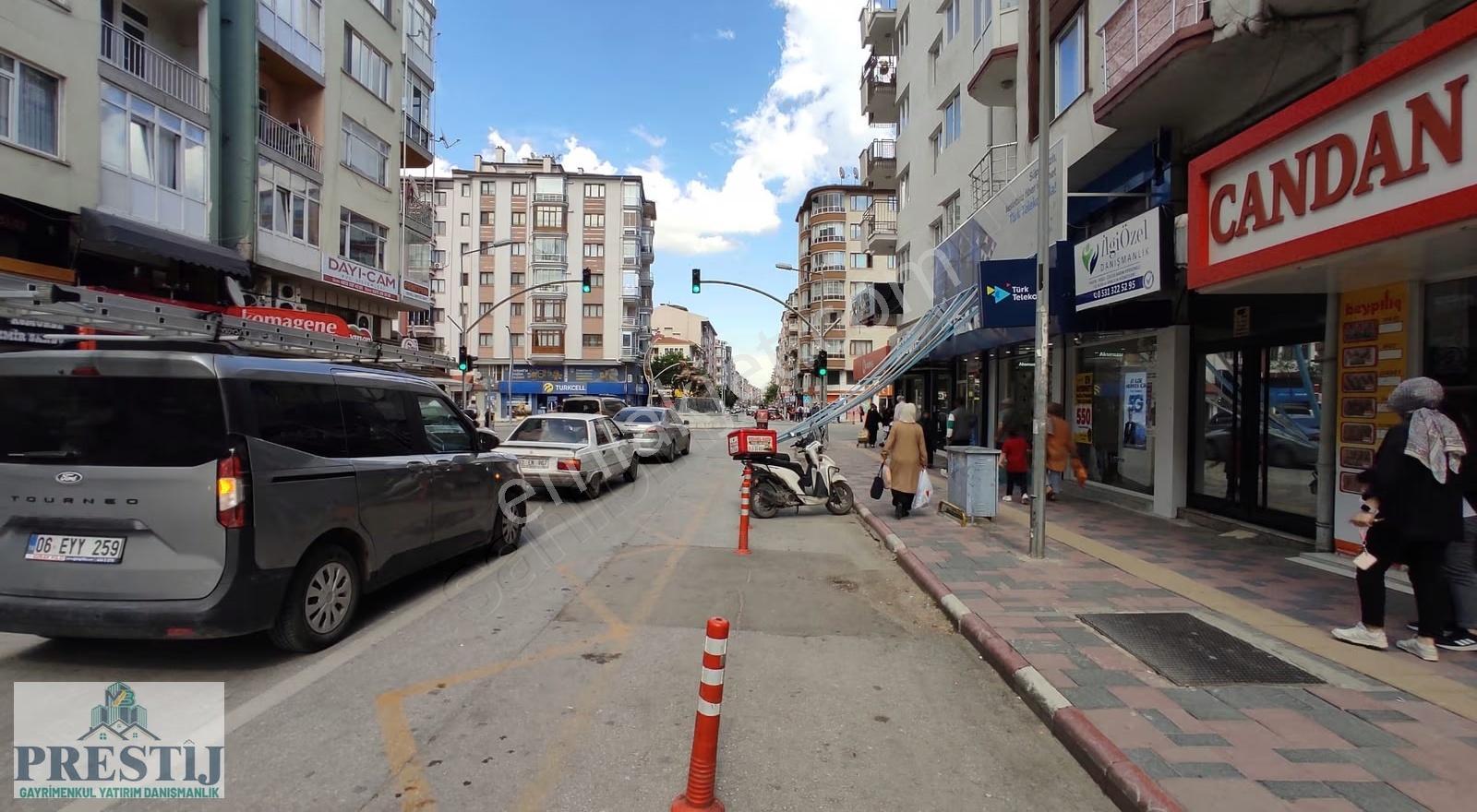 Prestij'den Yukarı Ambar Yolunda 2+1 Kiralık Daire - Görsel 17