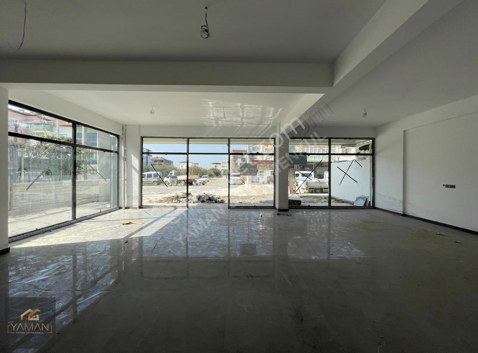 Reşatbey Mahallesi Novada Yolu Üzeri Satılık 135 M² Sıfır Dükkan