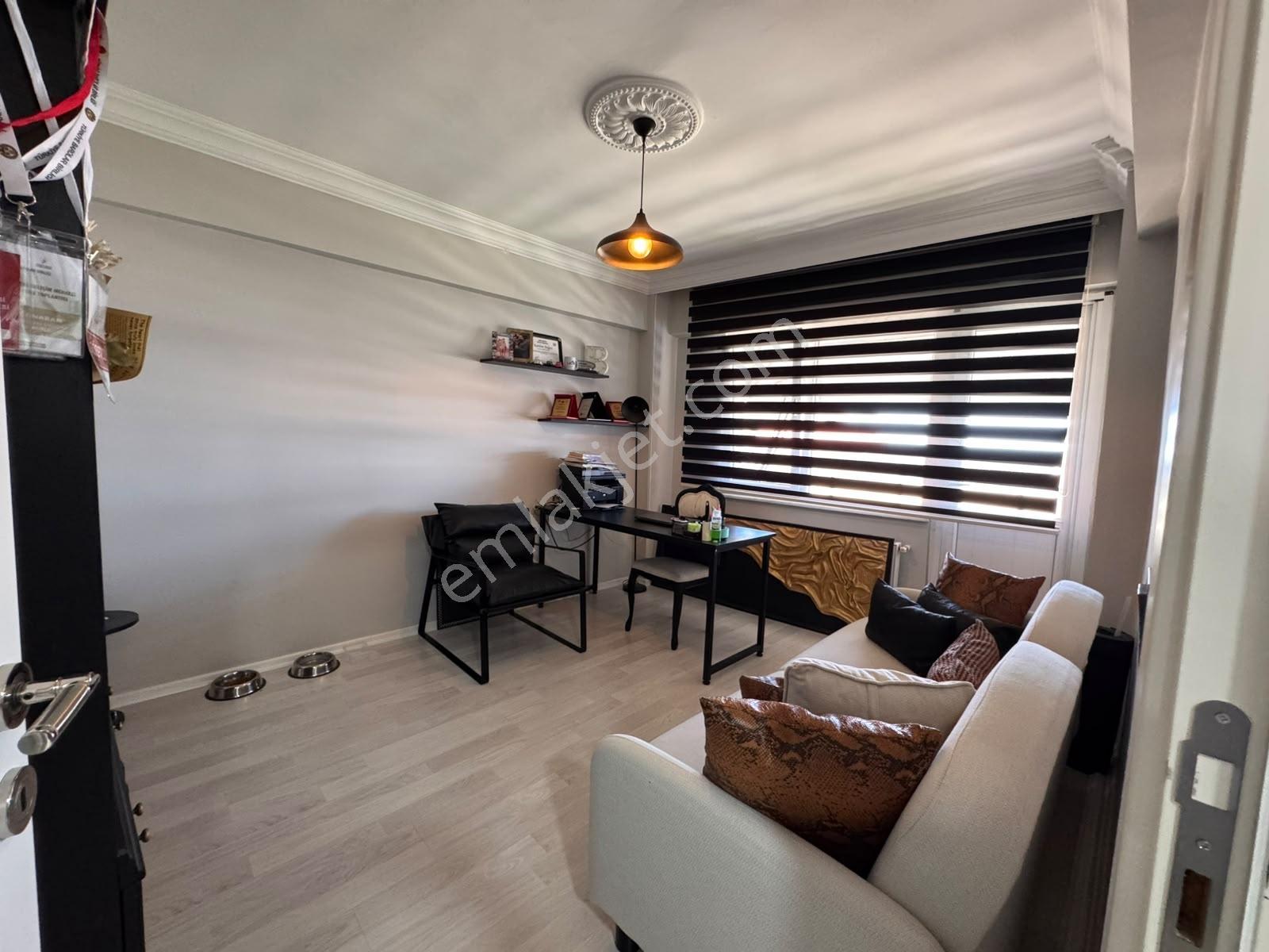 Remax Parla Deniz Manzaralı Merkezi Konumda İçi Sıfır 3+1 Daire - Görsel 14
