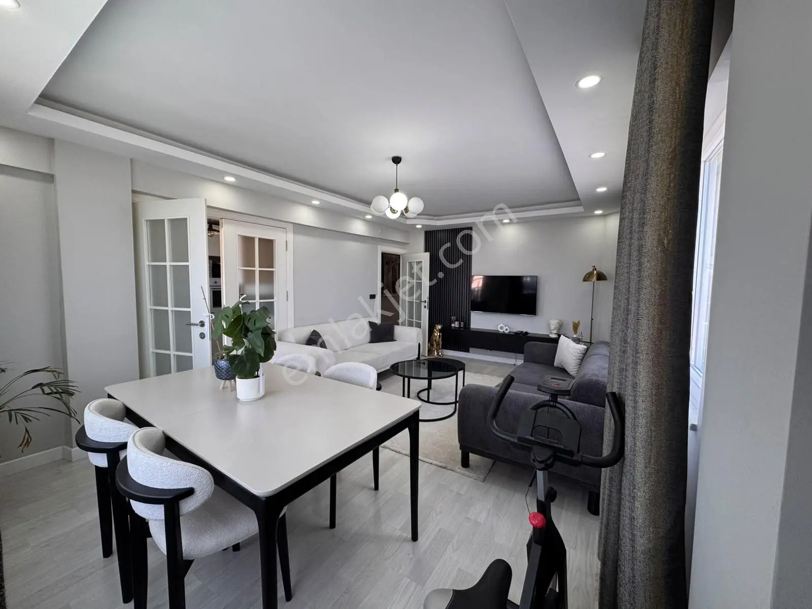 Remax Parla Deniz Manzaralı Merkezi Konumda İçi Sıfır 3+1 Daire - Görsel 5