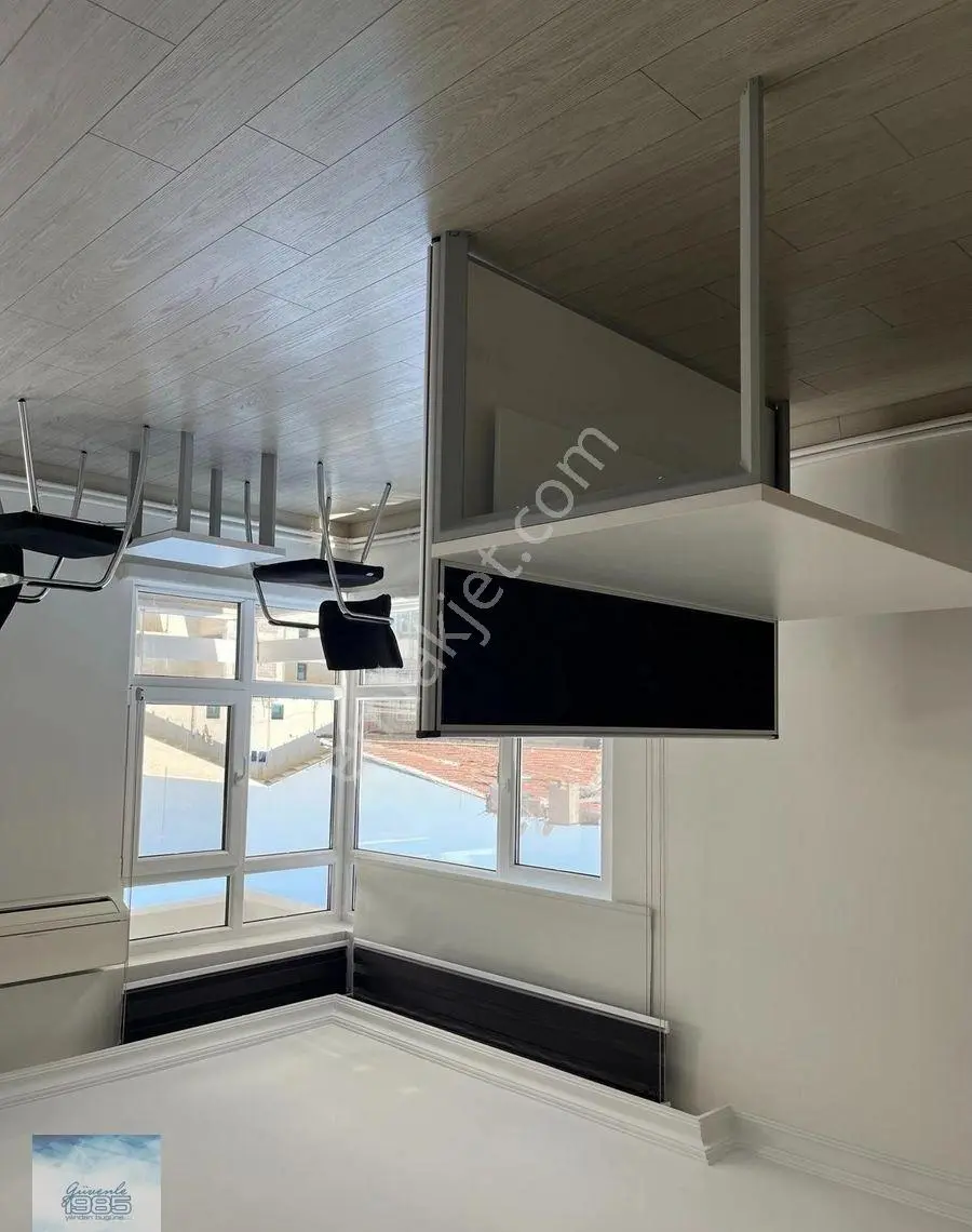 Konur Sokak Akay Köşe 3+1 Öğrenciler Kiralık Olabilecek Yapılı - Görsel 2
