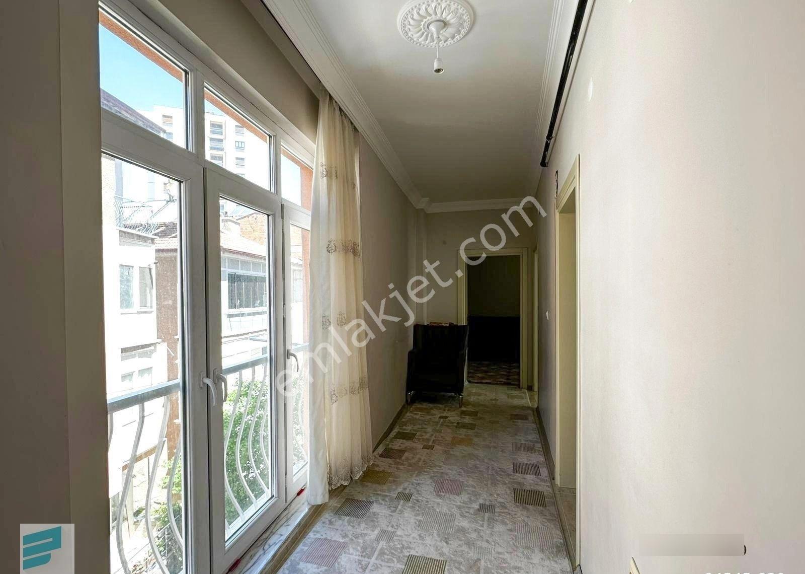 Cedit Mah.de Müstakil Garajı 2+1 Satılık Daire - Görsel 14