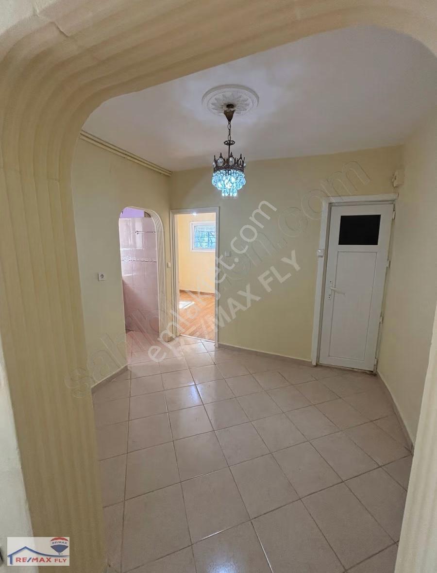 Yeniköy'de 1+1 Kiralık Daire - Görsel 11