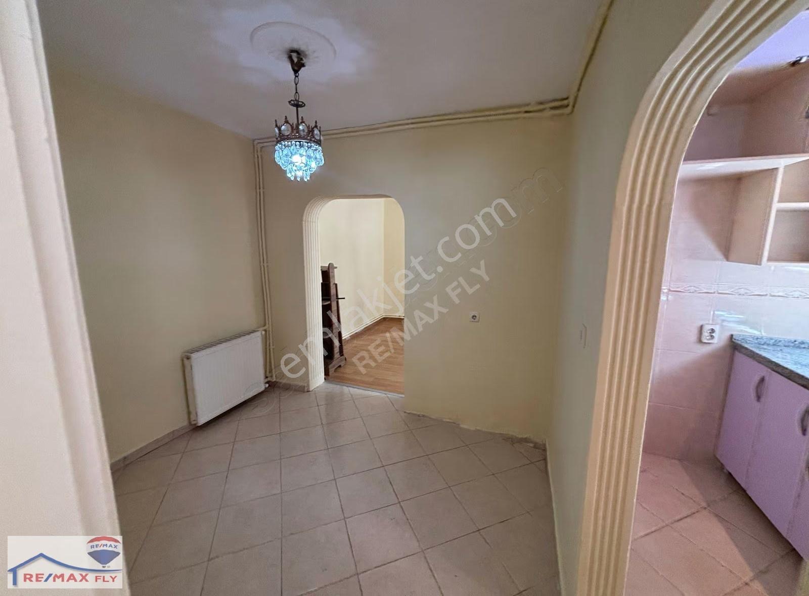 Yeniköy'de 1+1 Kiralık Daire - Görsel 12