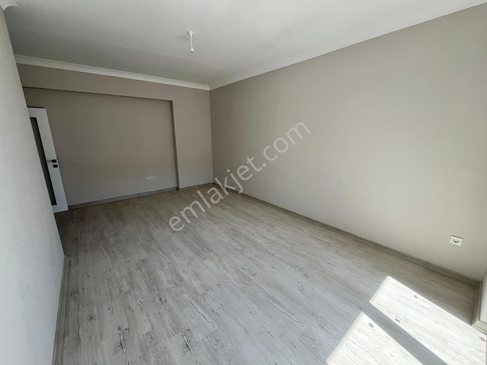 Pendik Mir Metro Sitesi Ön Cephe Manzaralı Satılık 2+1 Daire - Görsel 21