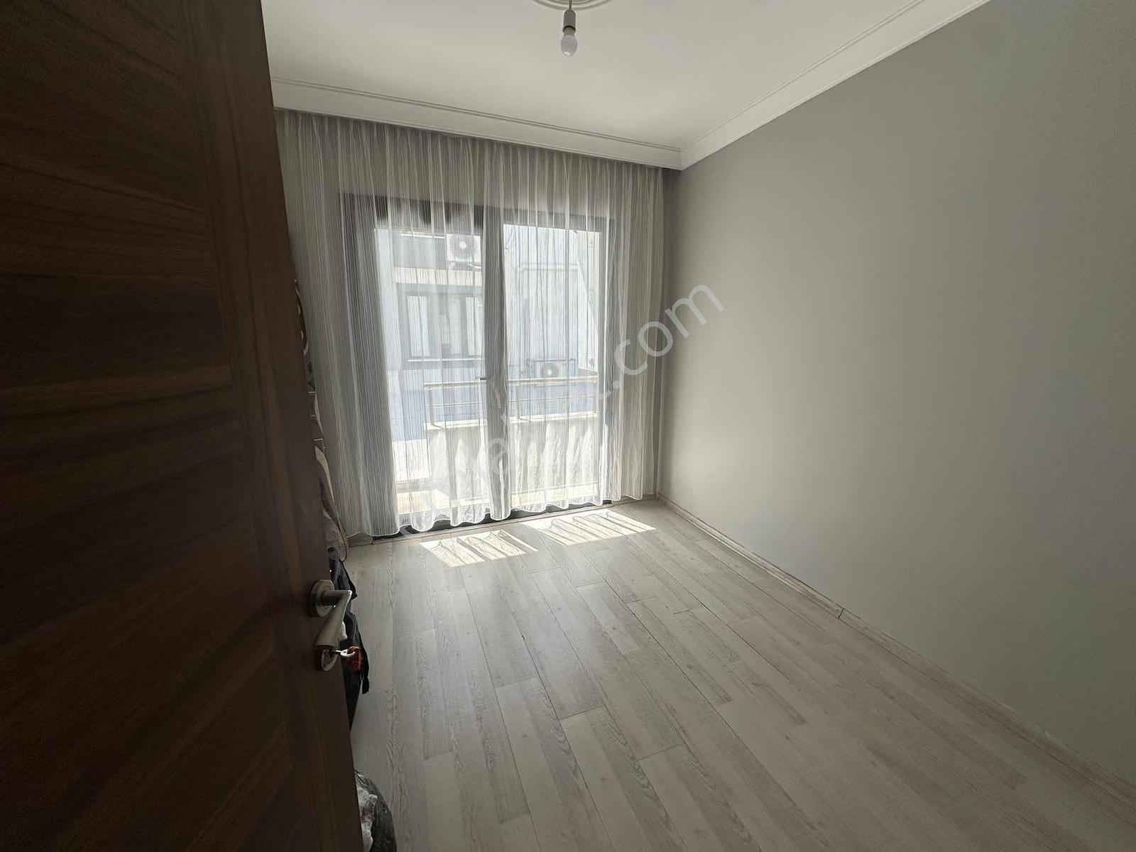 Merkezde Doğalgazlı Arakat Asansörlü 2+1 Kiralık Daire - Görsel 3