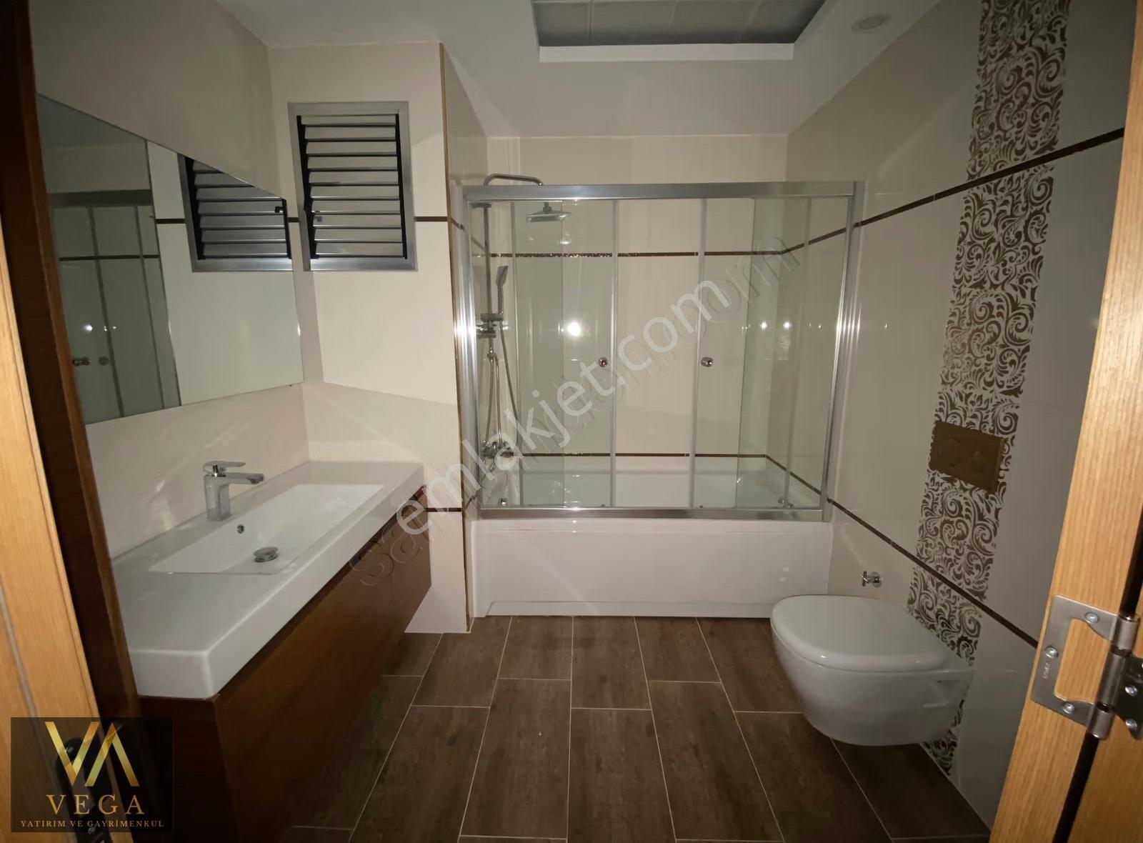 Güzelyurt'ta 3+1 Site İçerisinde Kiralık Arakat Daire - Görsel 16