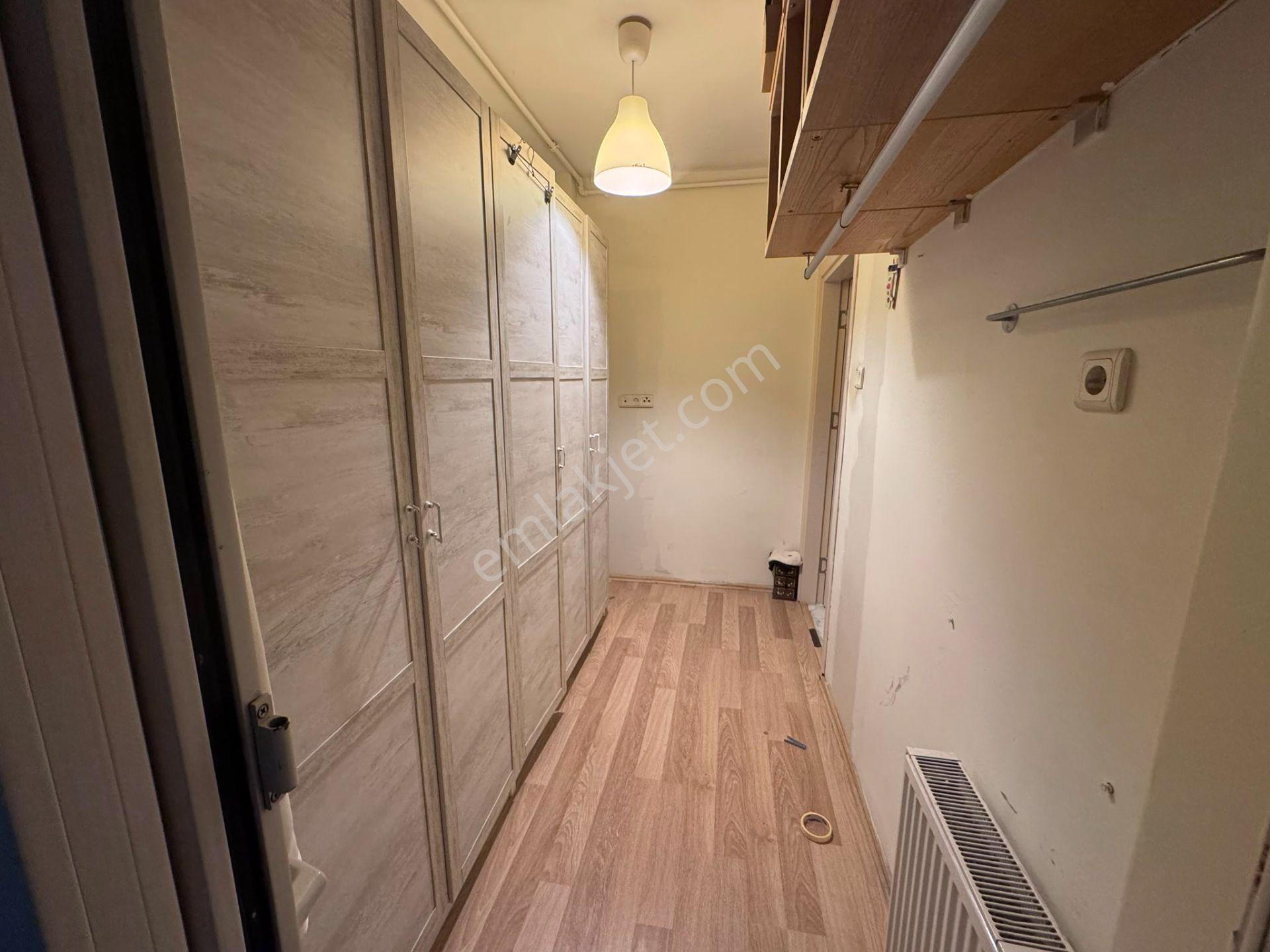 Merdivenköy Oray Sitesinde Satılık 2+1 Balkonlu Daire - Görsel 14