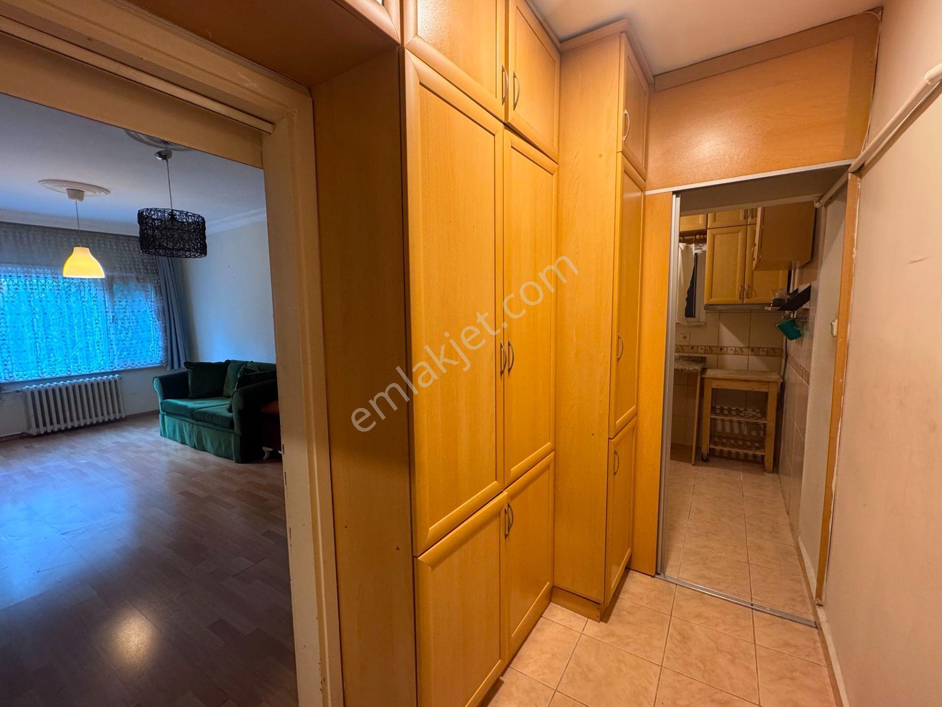 Merdivenköy Oray Sitesinde Satılık 2+1 Balkonlu Daire - Görsel 12