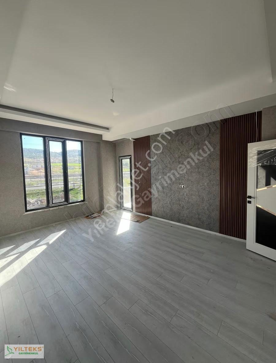 Göktürk Mh. Ultra Lüx Oturuma Hazır Sıfır 2+1 Daire