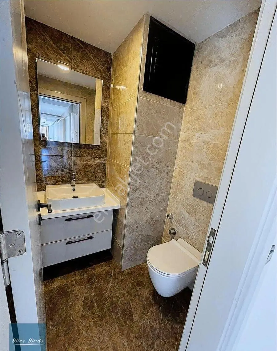 Kuşadası'nda Deniz Manzaralı 3+1 Daire - Görsel 17