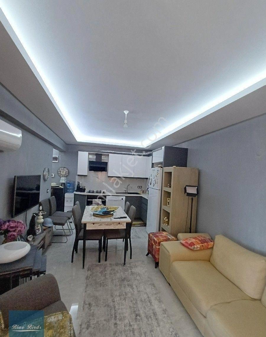 Kuşadası Carşı Merkez Full Eşyalı 1+1 Arakat Daire - Görsel 15