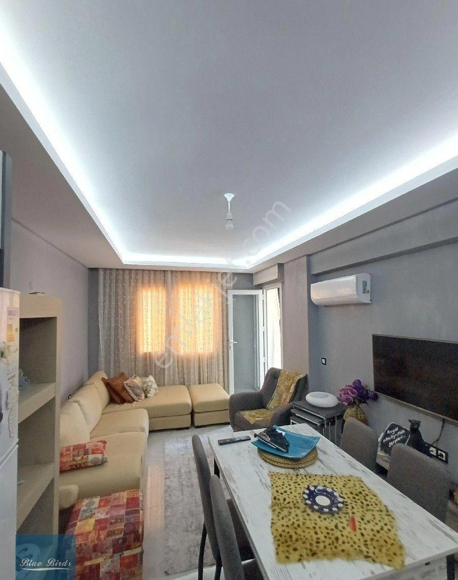 Kuşadası Carşı Merkez Full Eşyalı 1+1 Arakat Daire - Görsel 6