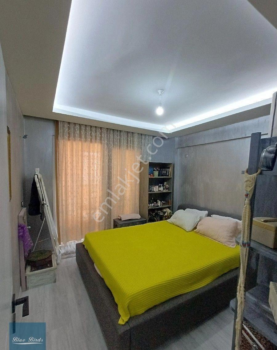 Kuşadası Carşı Merkez Full Eşyalı 1+1 Arakat Daire - Görsel 10