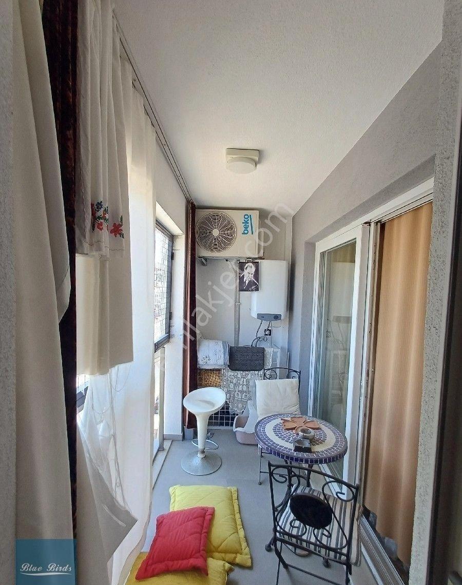 Kuşadası Carşı Merkez Full Eşyalı 1+1 Arakat Daire - Görsel 13