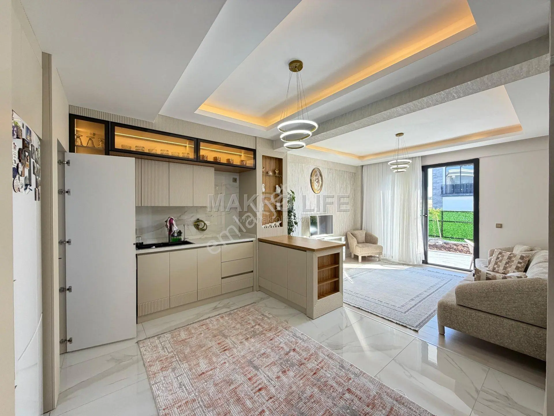 Elbey İkiz Villalarda Satılık Lüx Villa