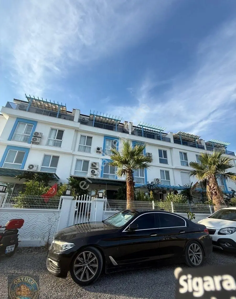 Muğla Dalaman Bezkese Mahallesı Alaçatı Evlerinde Sıf Satılık Bahçe Gırışli Ebeveyn Banyolu 2 + 1 Ev