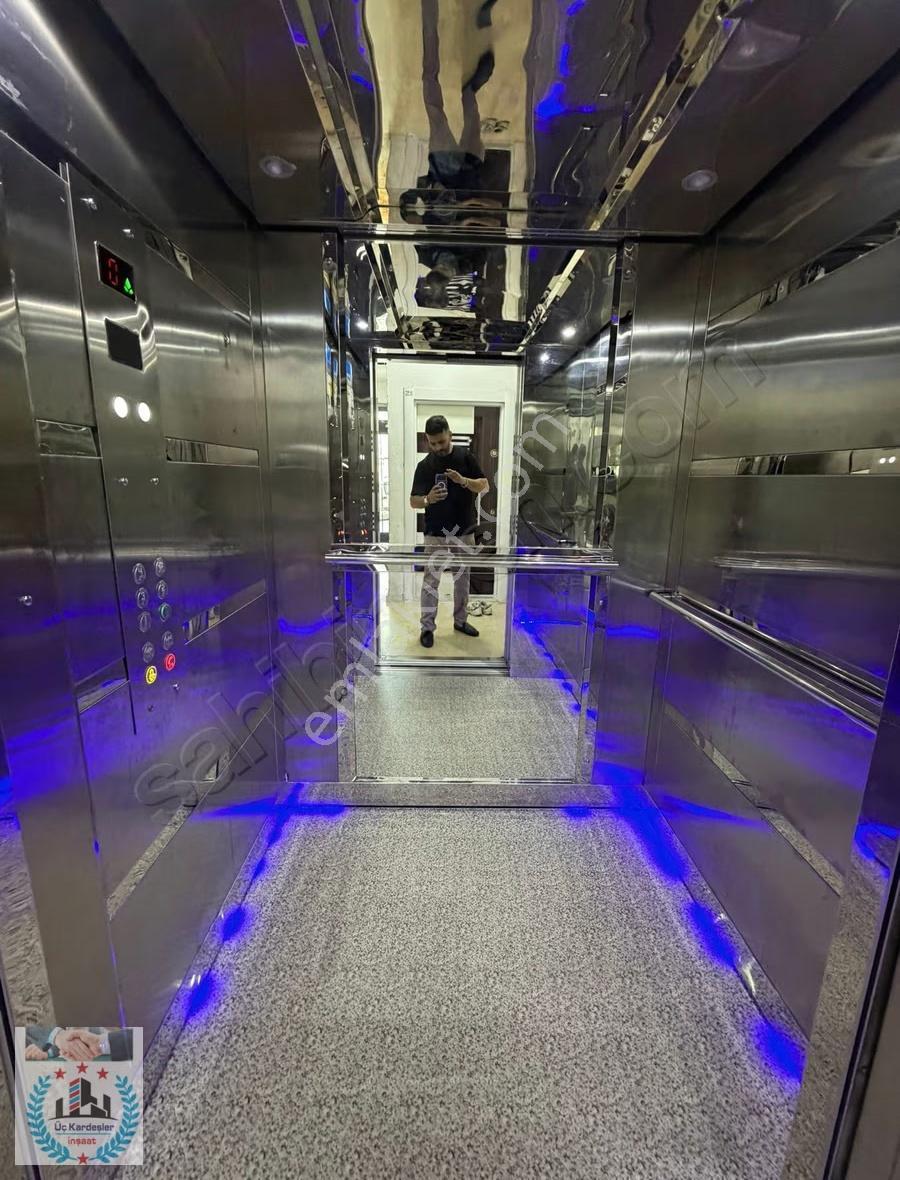 Arnv. Merkez Mh Avlu Avm Dibi 2+1 Asansörlü Lüx Ortakat 100m² - Görsel 2