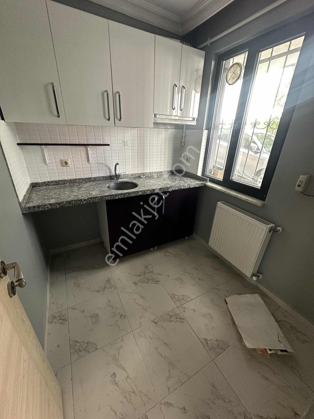 Çekmeköy Soğukpınar' Da Pratik Kullanışlı 1+1 Daire - Görsel 4