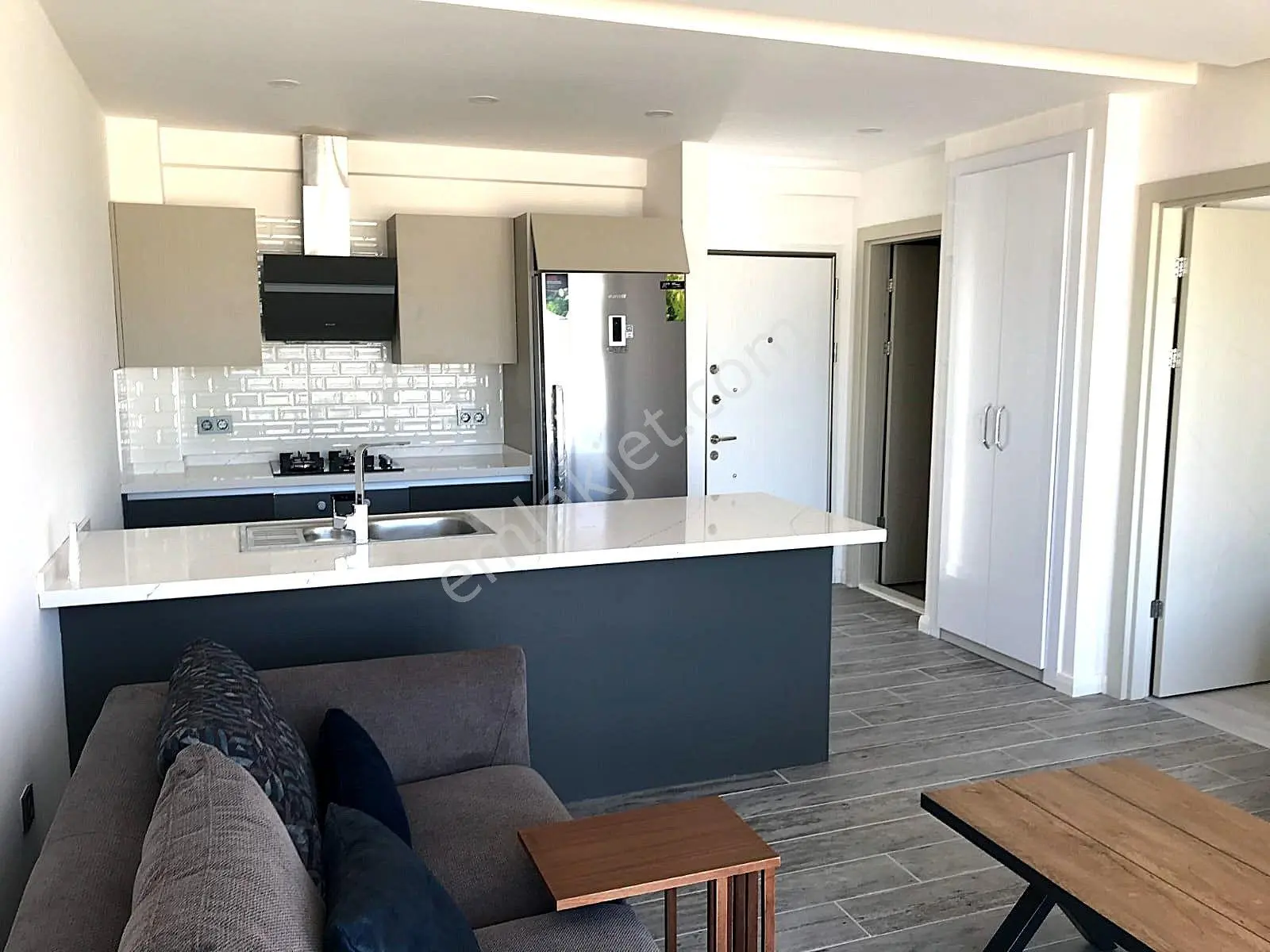 Kuşadası Alp Sahil Evleri'nde Denize 800 Mt. 1+1 Satılık Daire - Görsel 5