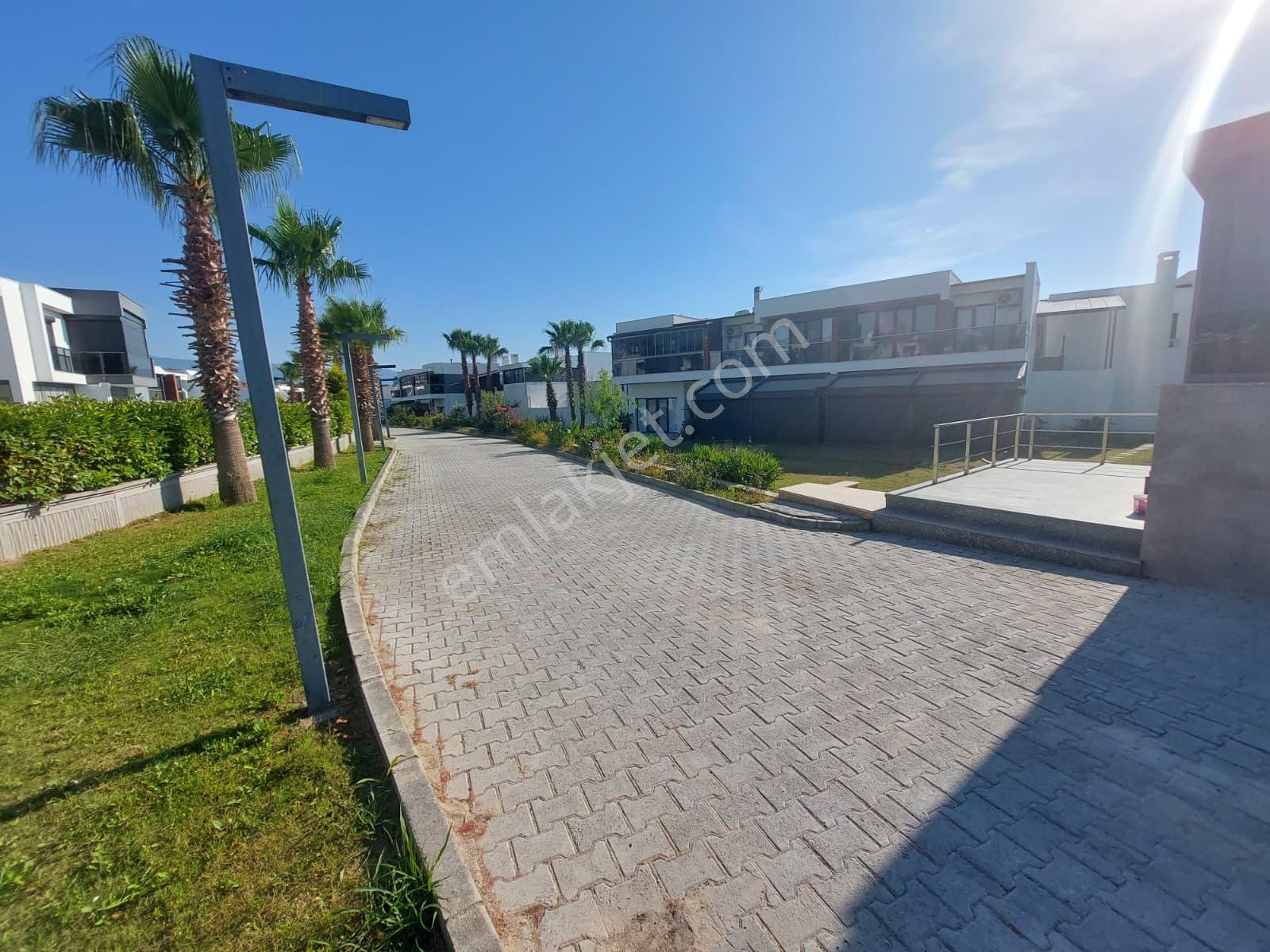 Kuşadası Alp Sahil Evleri'nde Denize 800 Mt. 1+1 Satılık Daire - Görsel 26