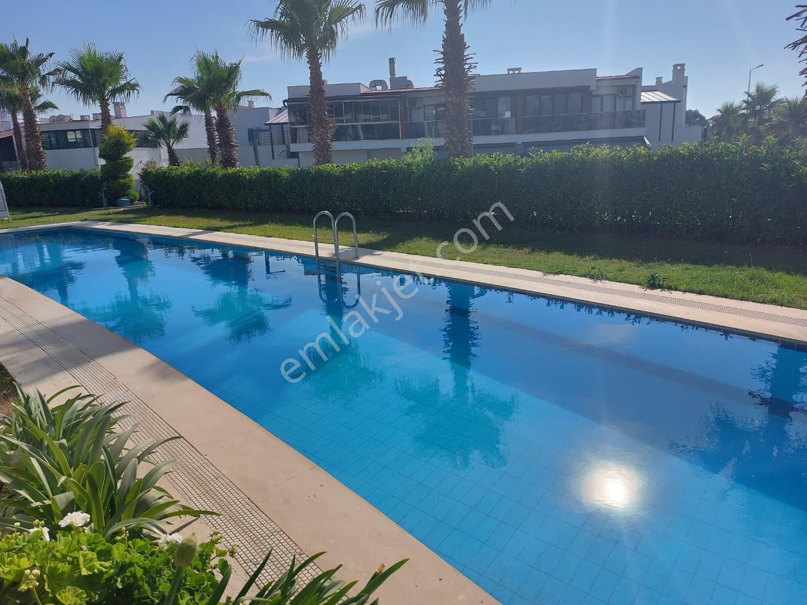 Kuşadası Alp Sahil Evleri'nde Denize 800 Mt. 1+1 Satılık Daire - Görsel 15