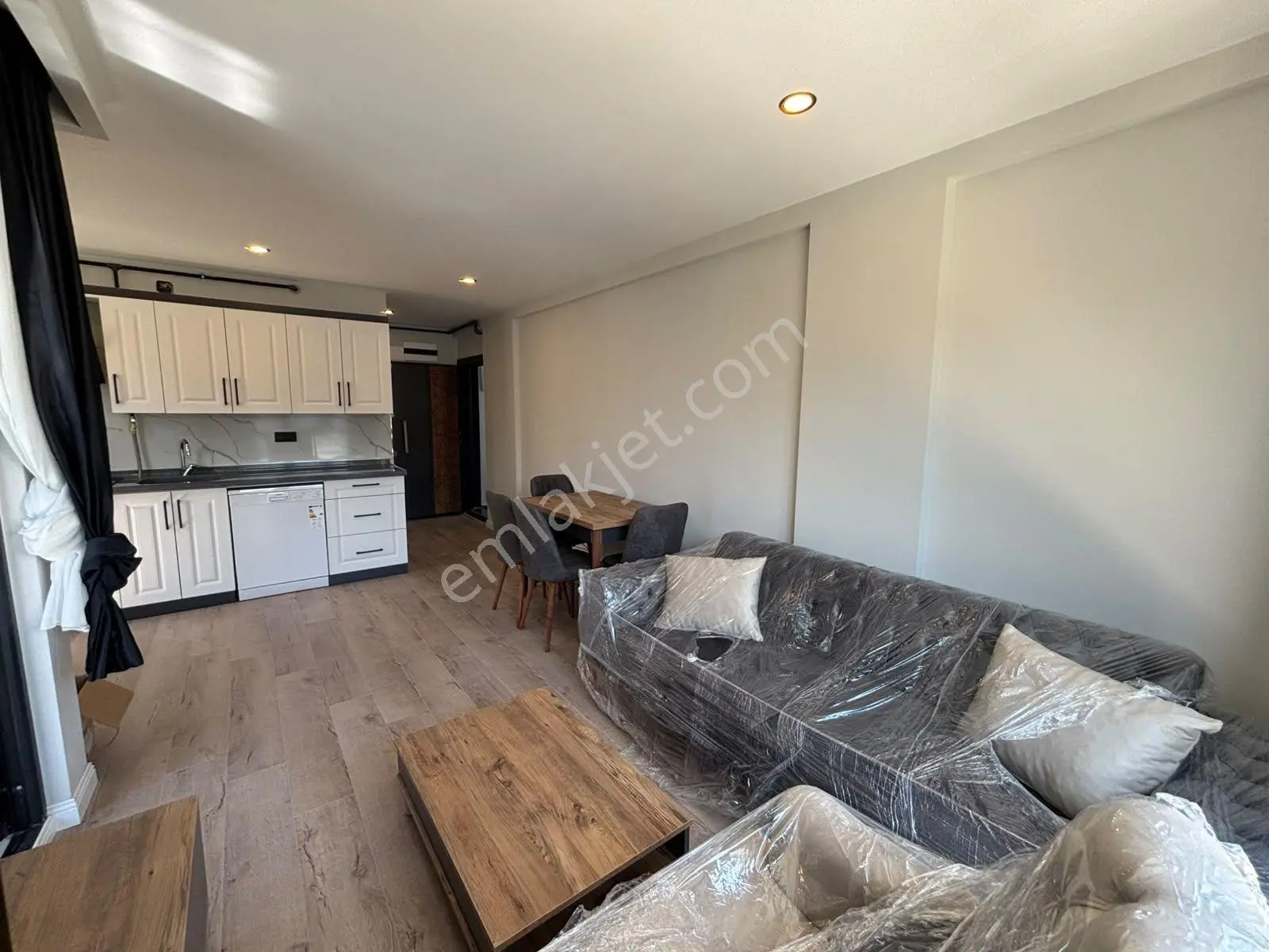 Atakum Esenevler Mahallesinde Sıfır Full Esyalı Kiralık Daire - Görsel 5