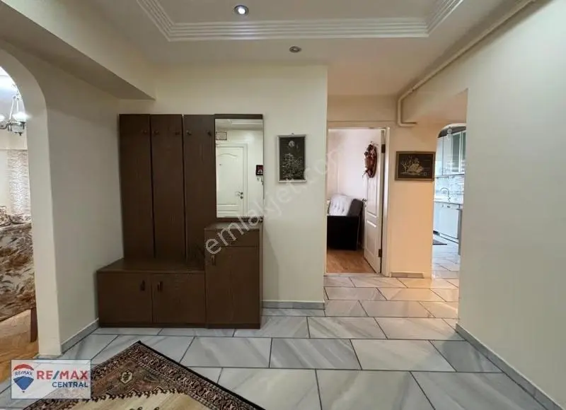 Remax Central'dan İstasyon Caddesinde Eşyalı Kiralık 3+1 Daire - Görsel 16