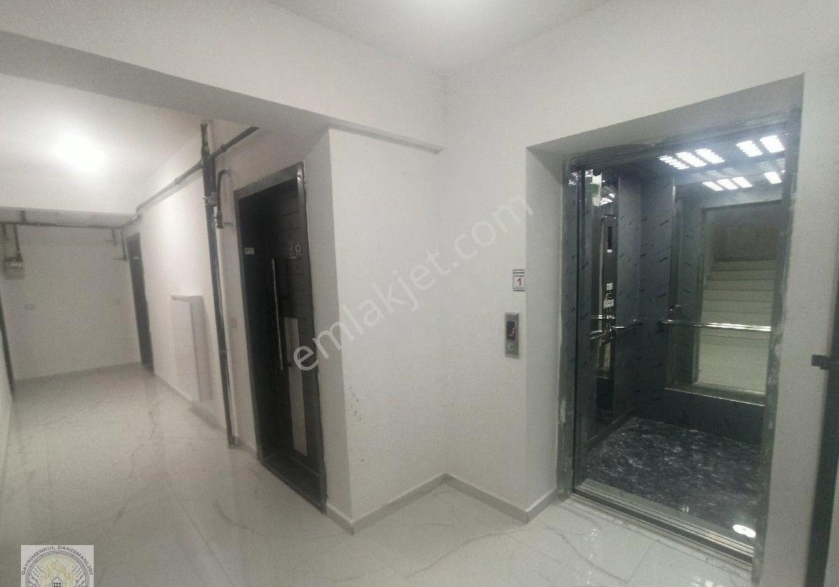 Yuvam Emlaktan Sofular Mah Çiçek Sokakta Kiralık 1+1 Daireler - Görsel 2