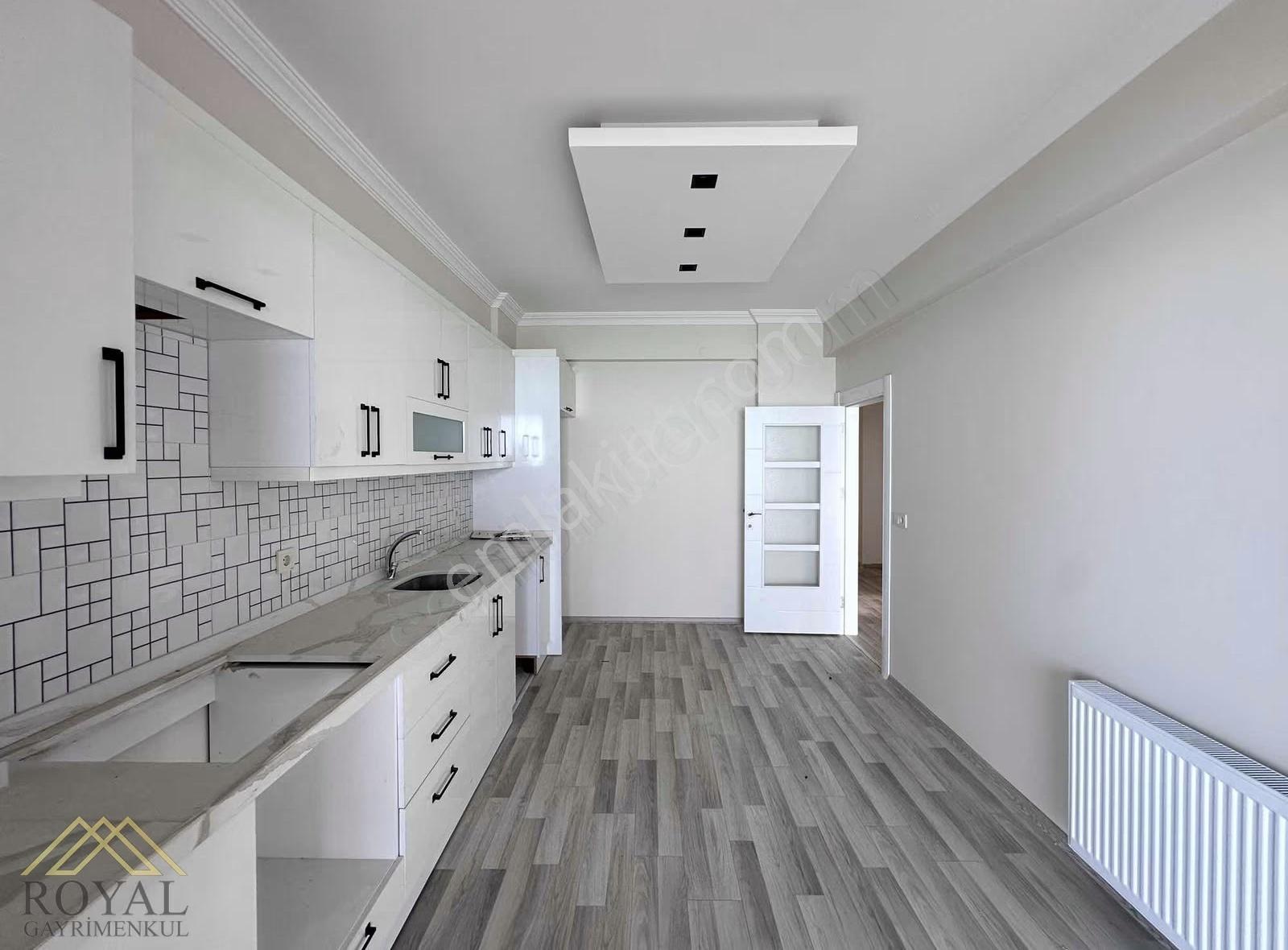 Trabzon Yomra'da Panoramik Deniz Manzaralı 3+1 Sıfır Daire - Görsel 21