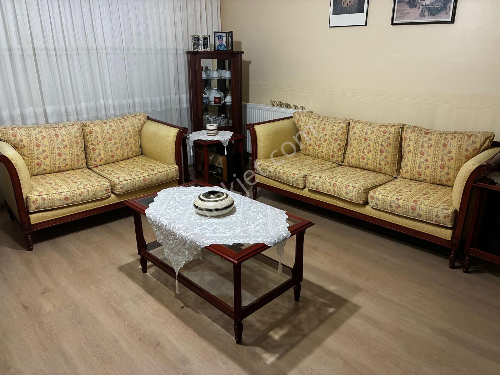Küçükesat'ta 3+1 Ful Yapılı Eşyalı Kiralık Daire - Görsel 9