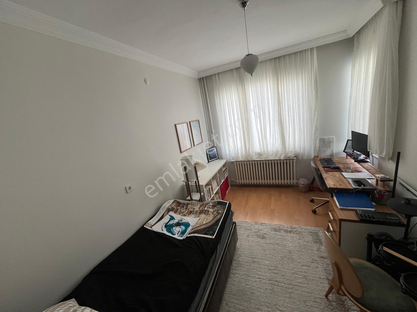 Küçükesat'ta 3+1 Ful Yapılı Eşyalı Kiralık Daire - Görsel 28