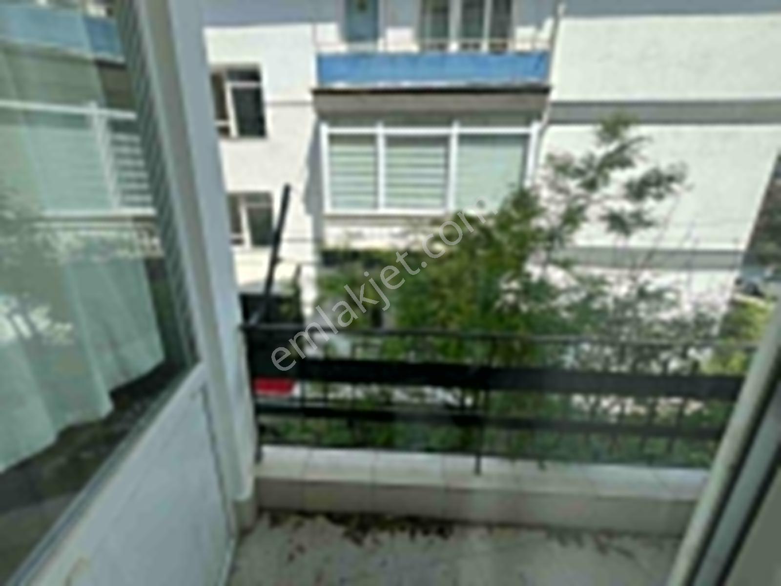 Küçükesat'ta 3+1 Ful Yapılı Eşyalı Kiralık Daire - Görsel 12