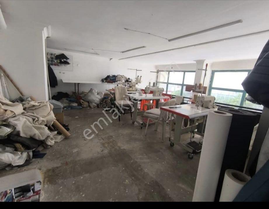 Kuşadası Egemed Hastanesi Civarı Satılık Dükkan - Görsel 7