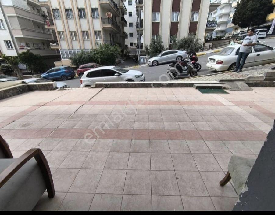 Kuşadası Egemed Hastanesi Civarı Satılık Dükkan - Görsel 5