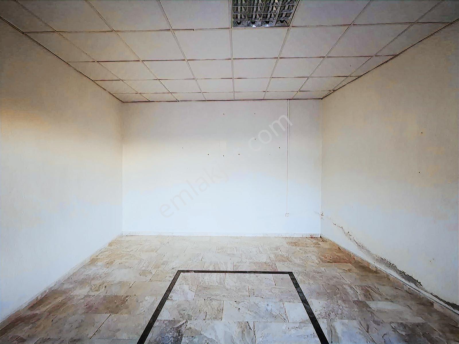 Saygın 'dan Hacıeyüplü Mah. Kiralık İşyeri Önü Açık - Görsel 13