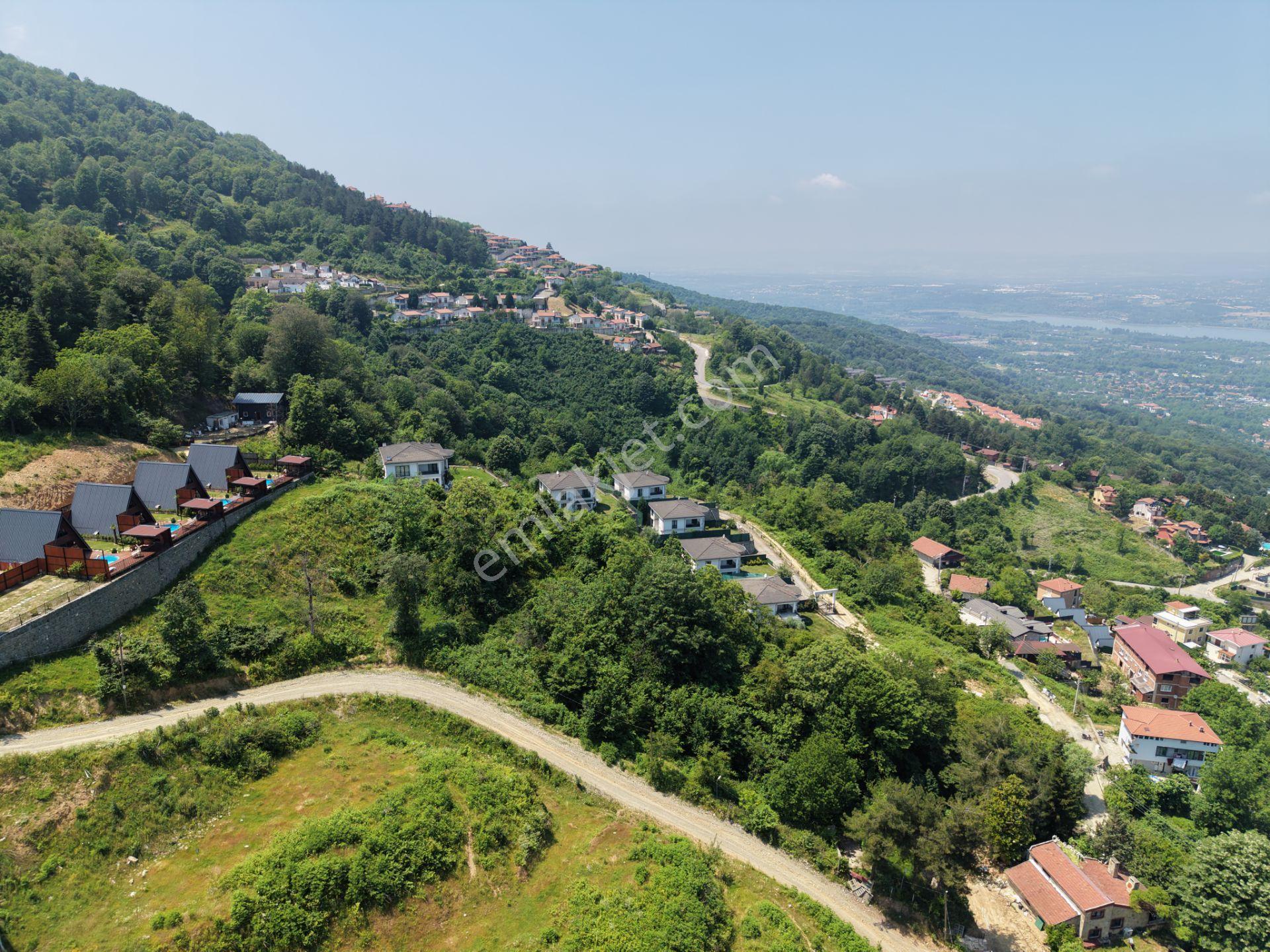 Sapanca’da Göl Manzaralı Satılık Konut (villa) İmarlı 5454 M2 Arsa - Görsel 11