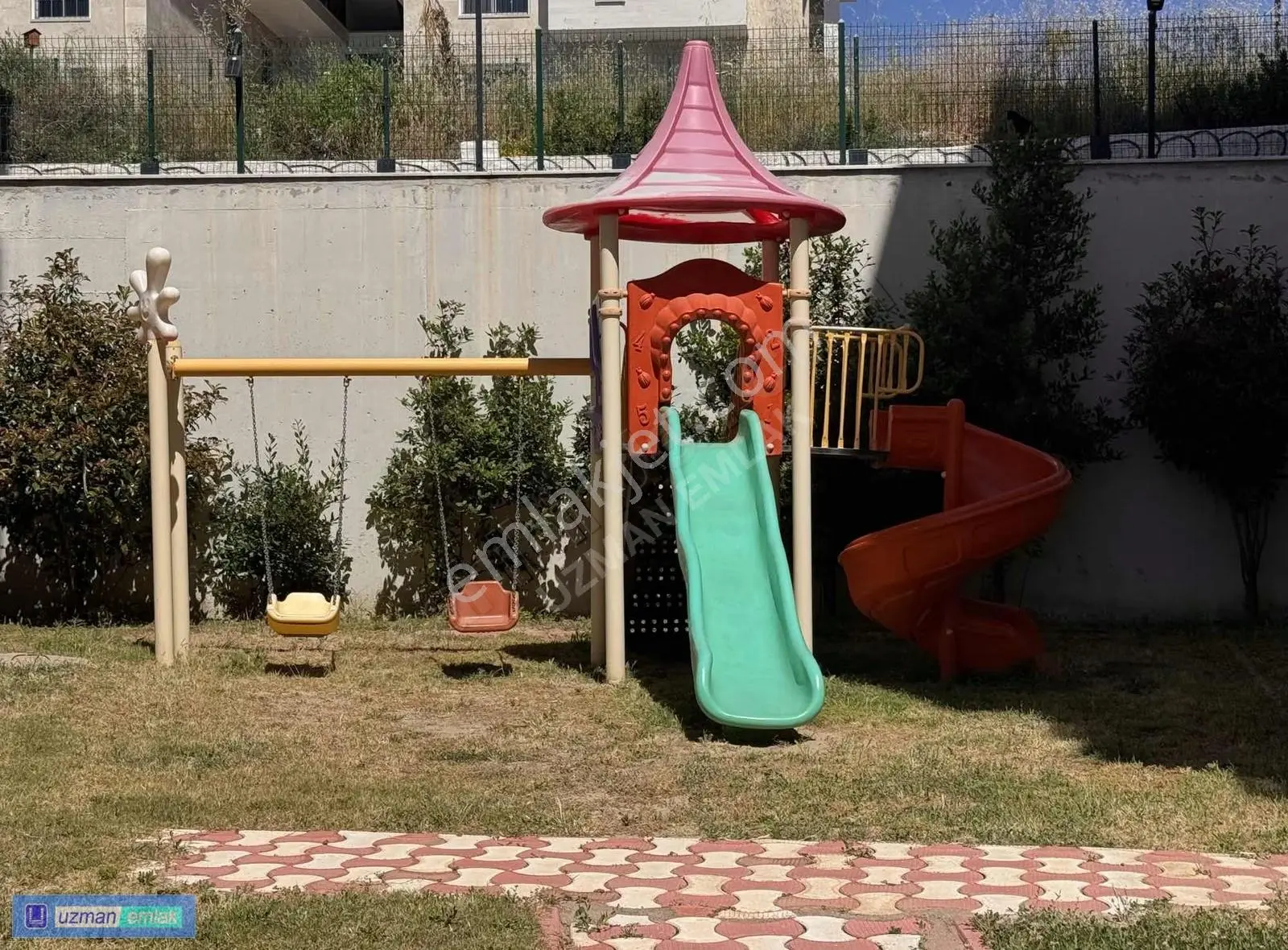 Acil Havuzlu Sitede Deniz Manzaralı Harika Daire - Görsel 5