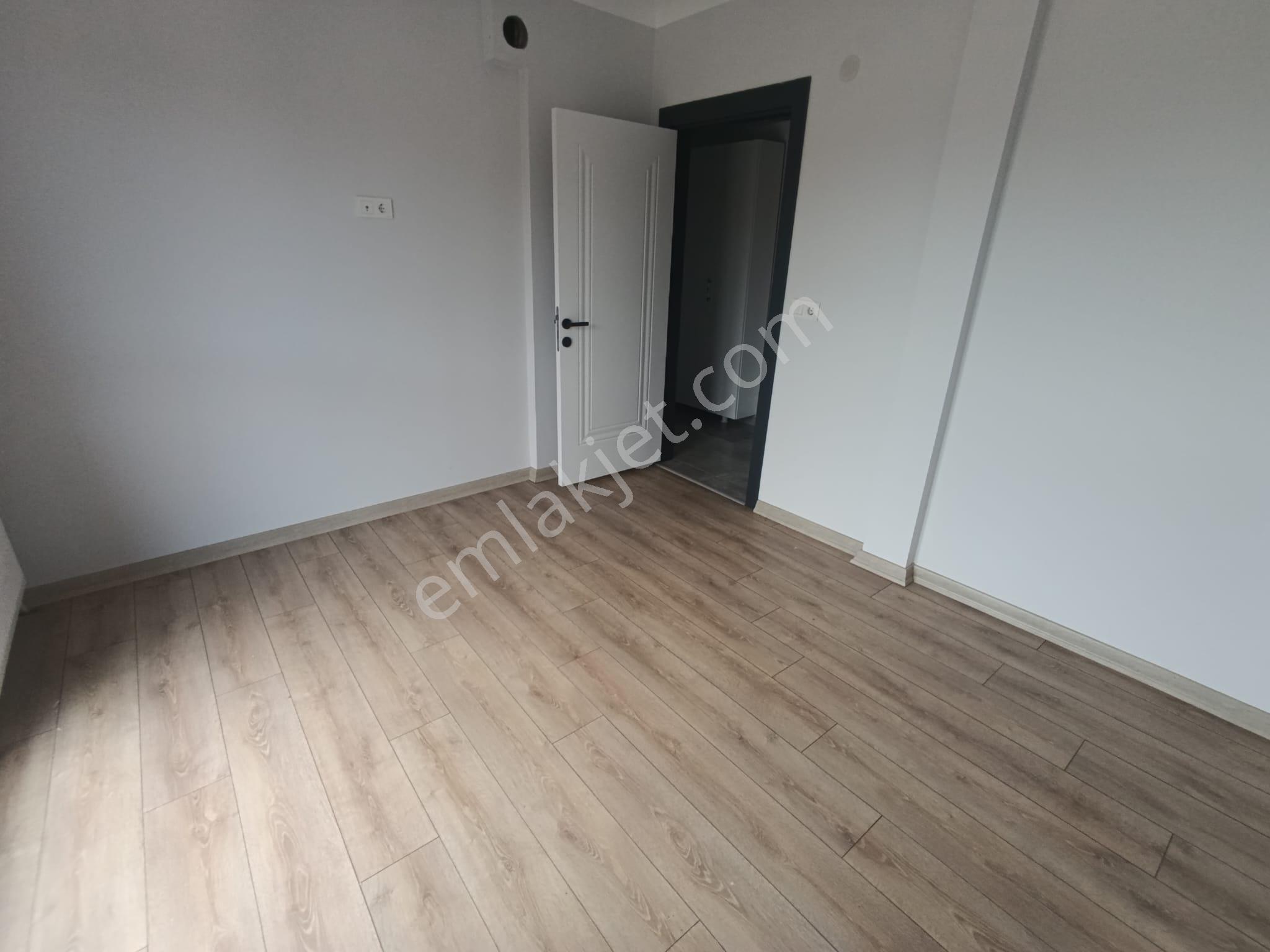 Remax Land'dan Emlaklarda Hürriyet Mahallesinde Kiralık 1+1(boş) - Görsel 6