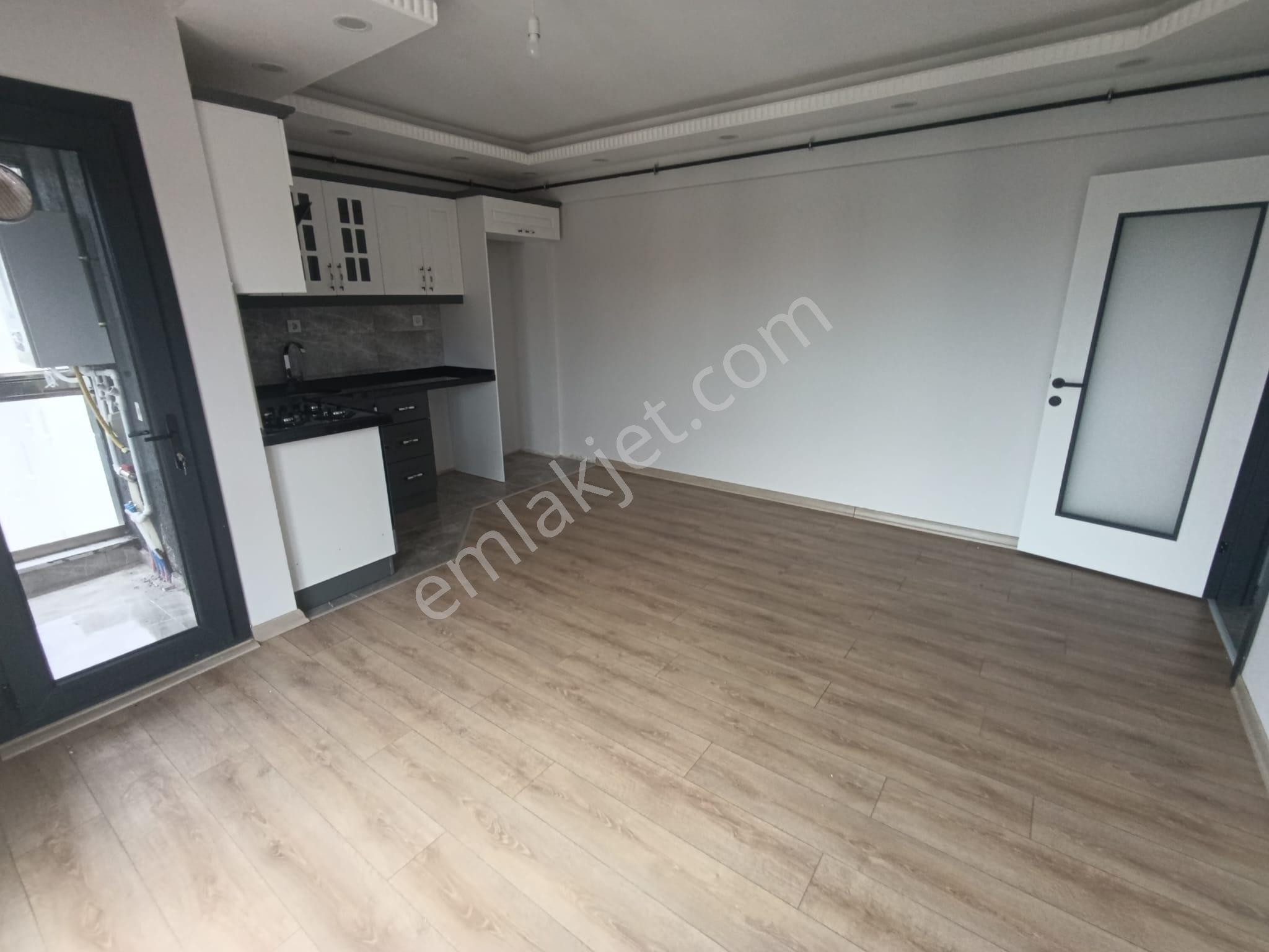 Remax Land'dan Emlaklarda Hürriyet Mahallesinde Kiralık 1+1(boş) - Görsel 4