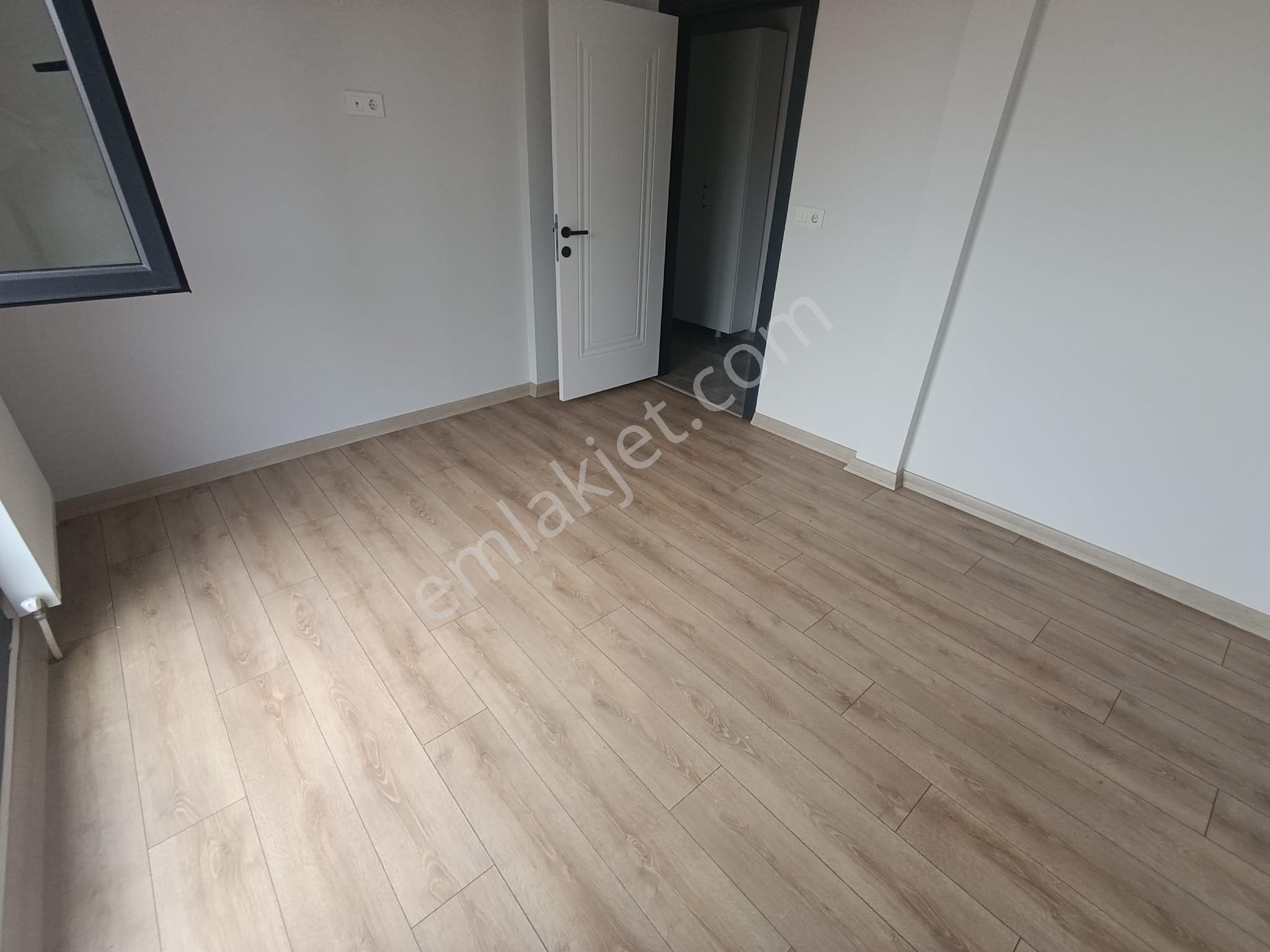 Remax Land'dan Emlaklarda Hürriyet Mahallesinde Kiralık 1+1(boş) - Görsel 7