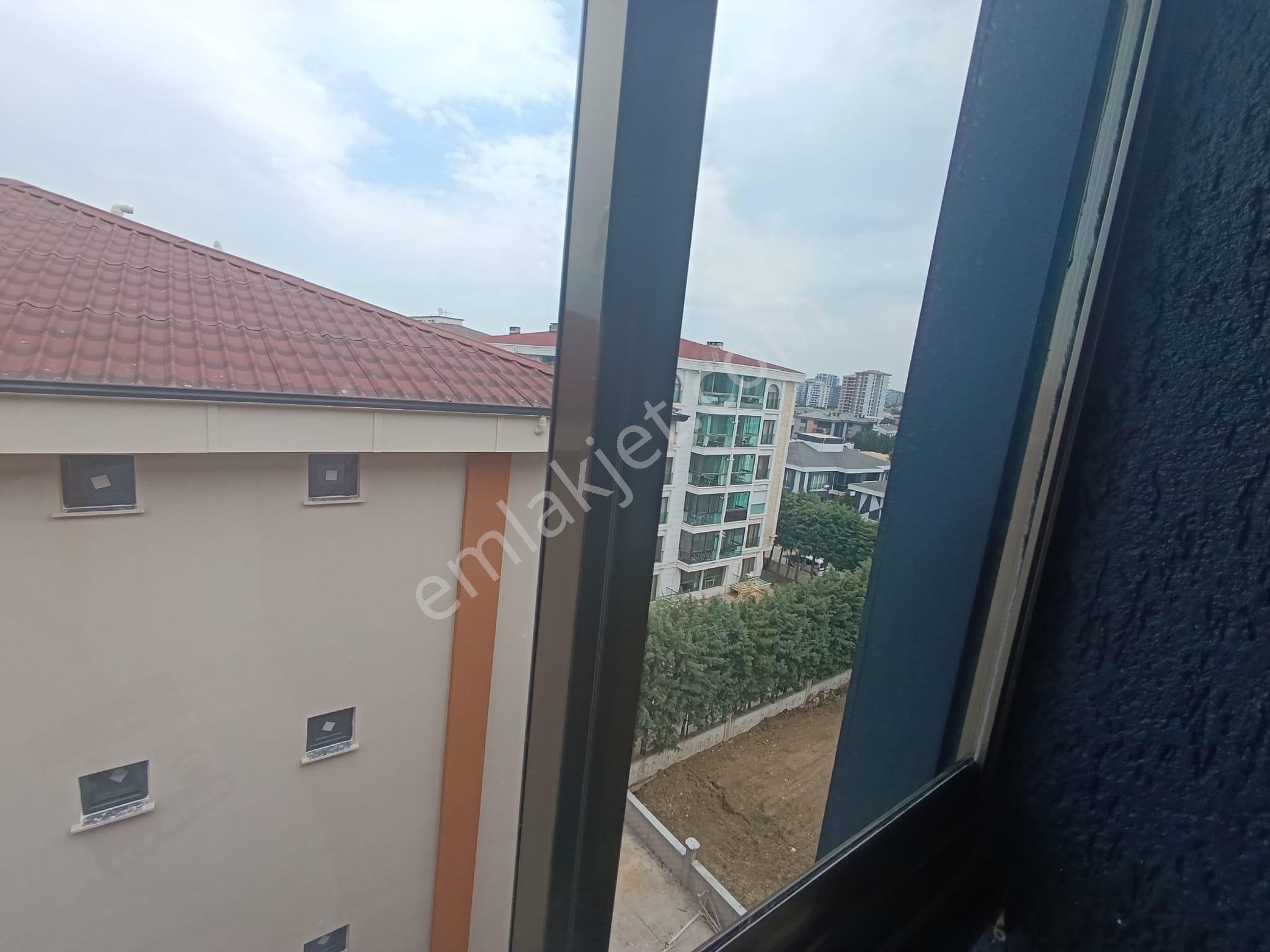 Remax Land'dan Emlaklarda Hürriyet Mahallesinde Kiralık 1+1(boş) - Görsel 16
