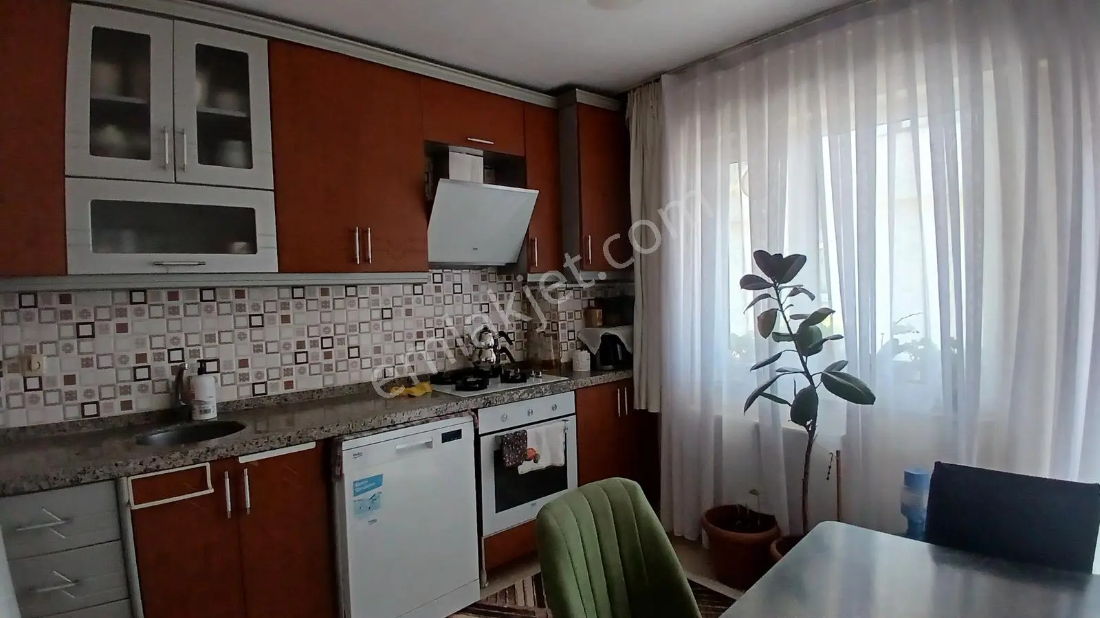 Remax Area Dan Osmangazi Geçit Mah Satılık Müstakil Ev - Görsel 4
