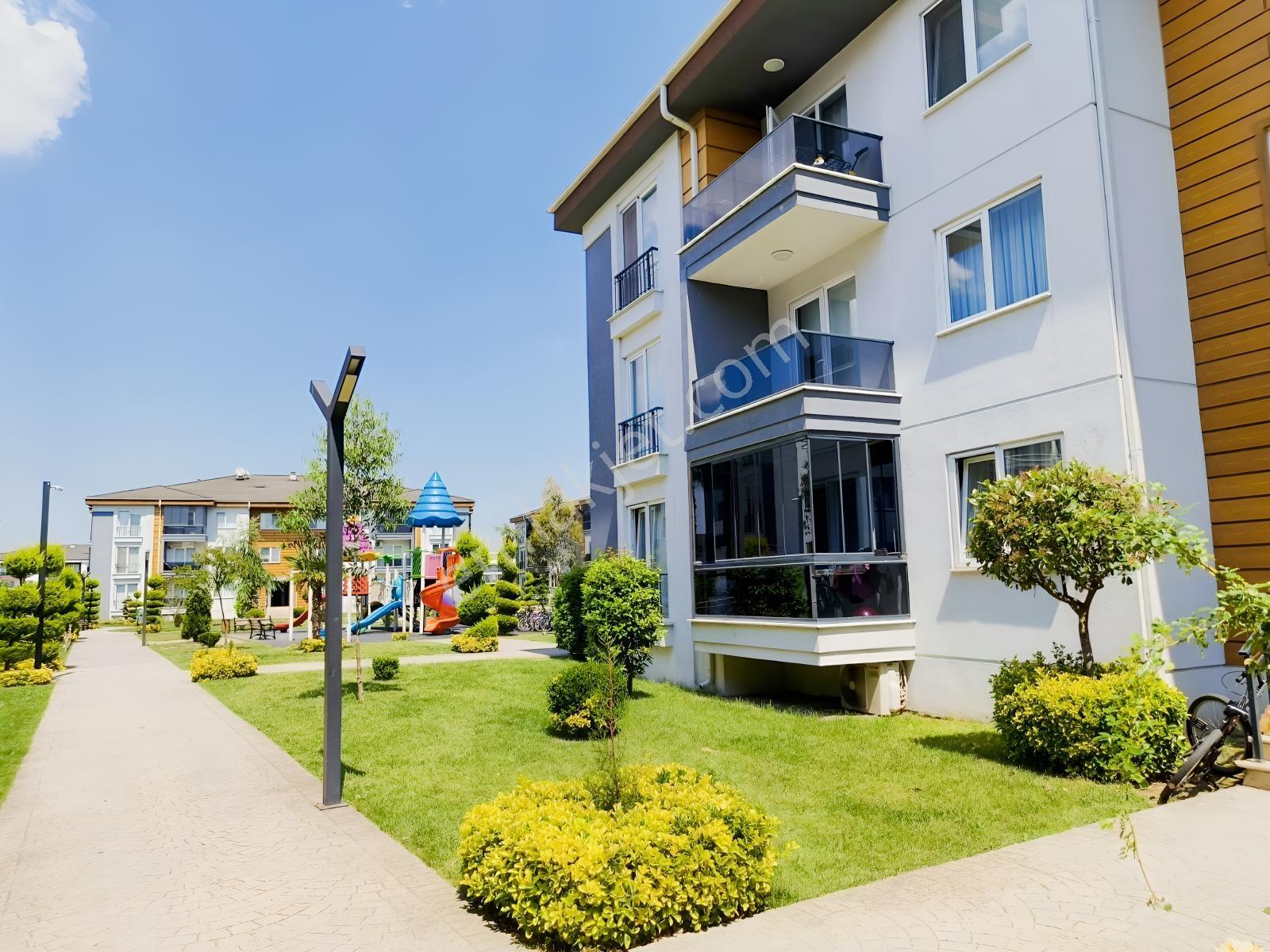 Remax-hür Fatma Yıldız Dan Serdivan Abdülhamid-1 Sit. Satılık - Görsel 12