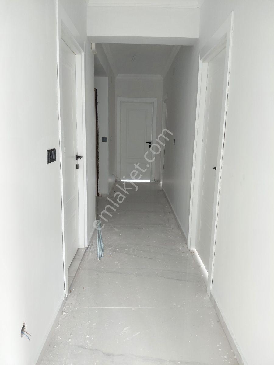 Yeşilyurt Mahallesinde Satlık 2+1 Sıfır Daire