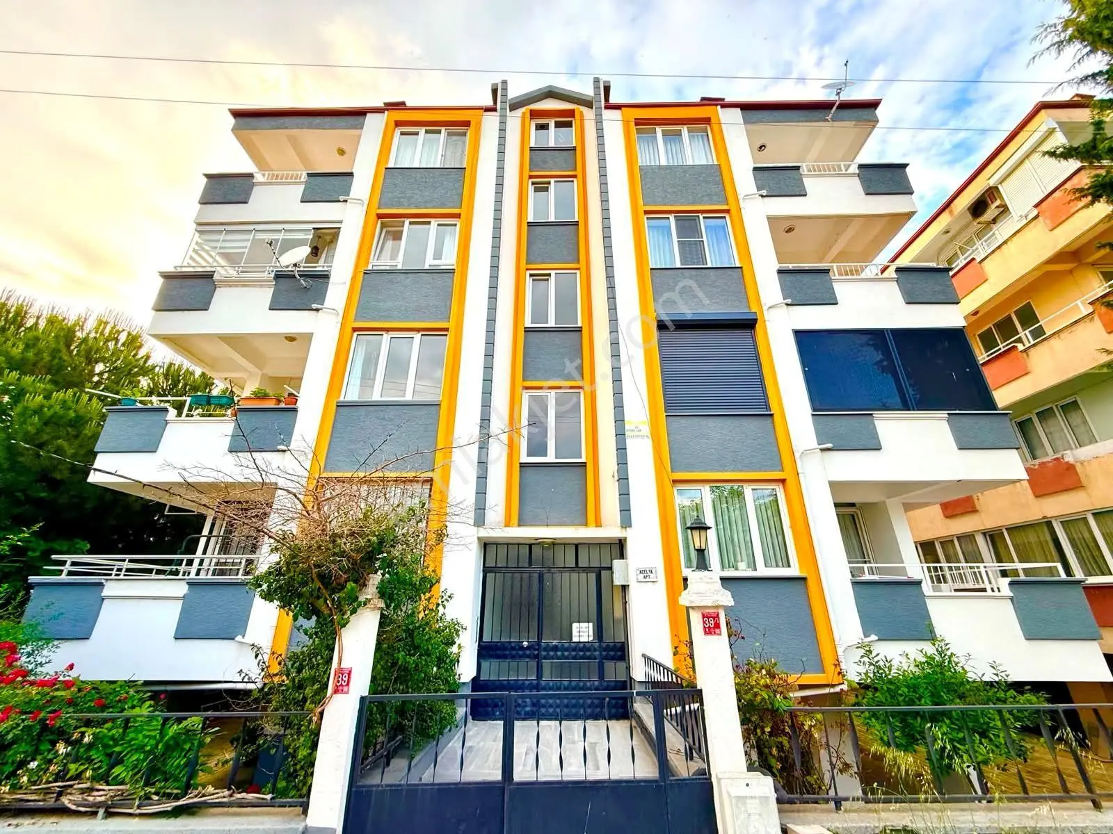 𝄞yetkilisi Blue Life Egen'den İkizçay'da 3+1 Ada Mutfaklı Çay Manzaralı Barbekülü Daire