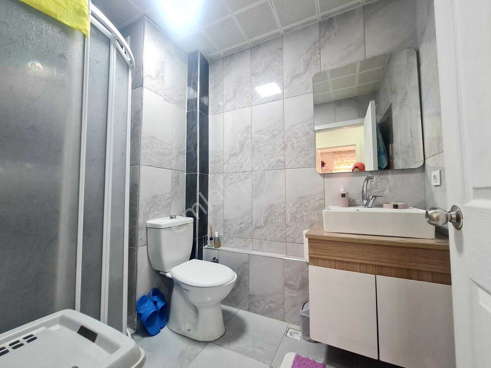 Alsancak Mh. Mit Bağlıca-okul-cadde Dibi 2+1 Full Eşyalı Daire - Görsel 12